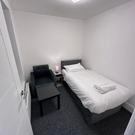 Modern Two-Bedroom Apartment Manchester Esterno foto